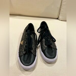 G by Guess Women Sneakers Black Brown size 8.5 Preowned Good Condition